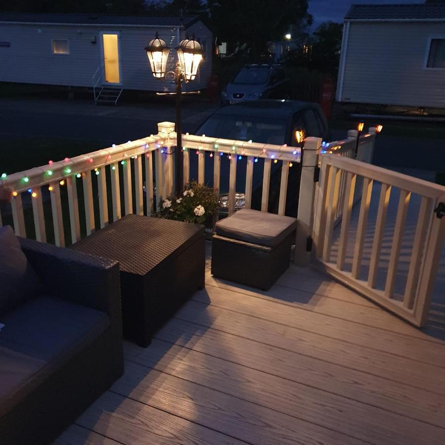 Haggerston Castle 3 Bedroom Deluxe Holiday Home Cheswick  エクステリア 写真
