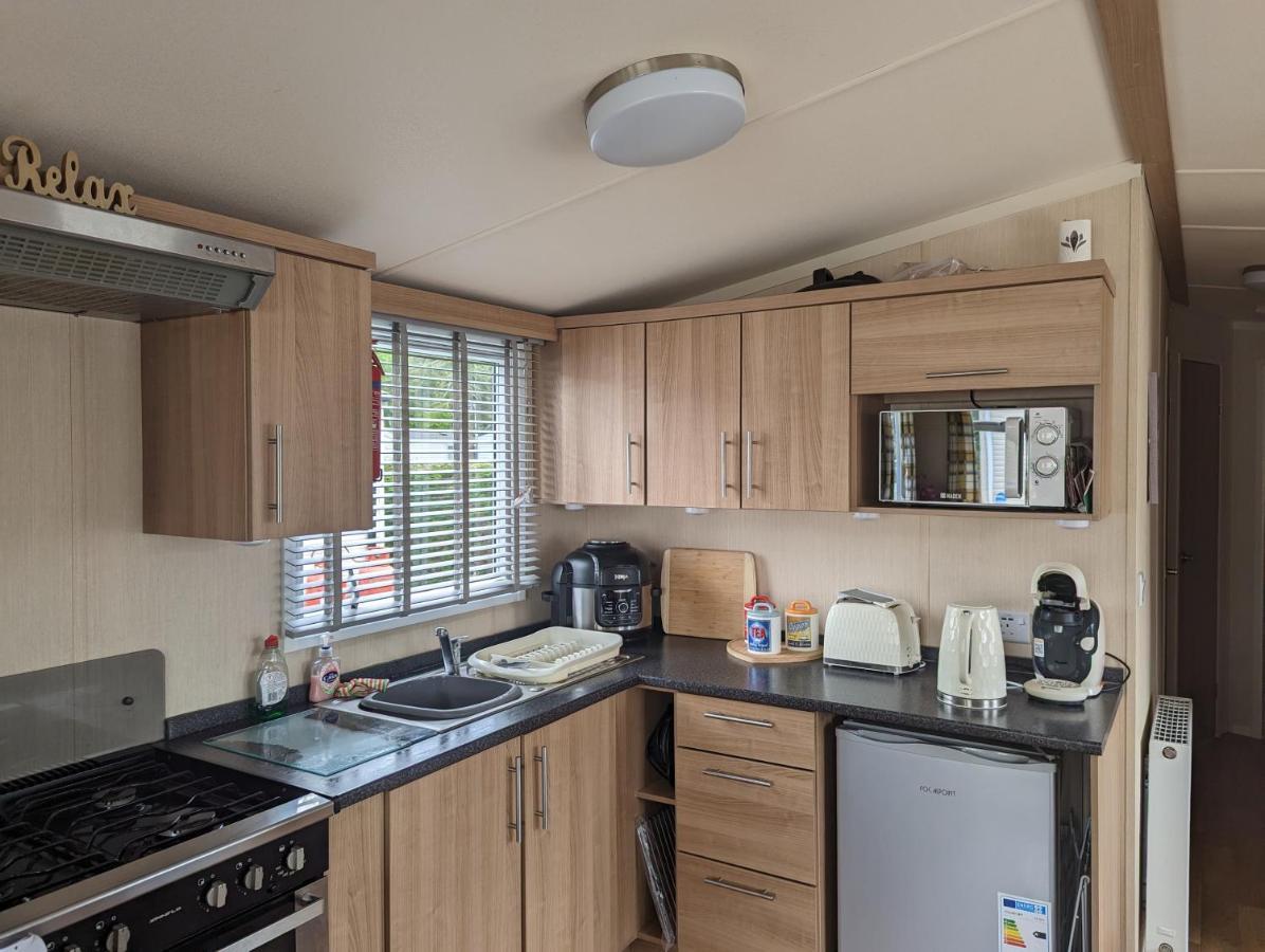 Haggerston Castle 3 Bedroom Deluxe Holiday Home Cheswick  エクステリア 写真